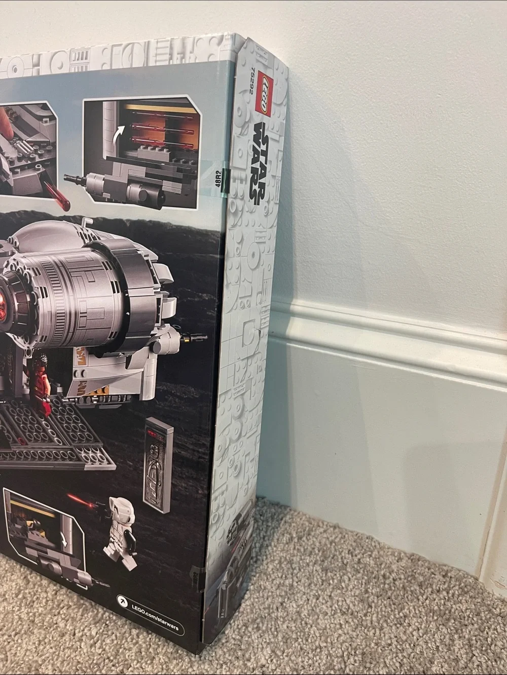 Lego Star Wars Razor Crest Toy - Gray, Black, White